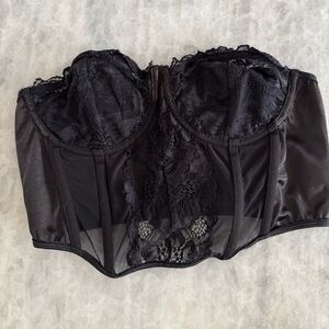 SHEIN Black Lace Bustier